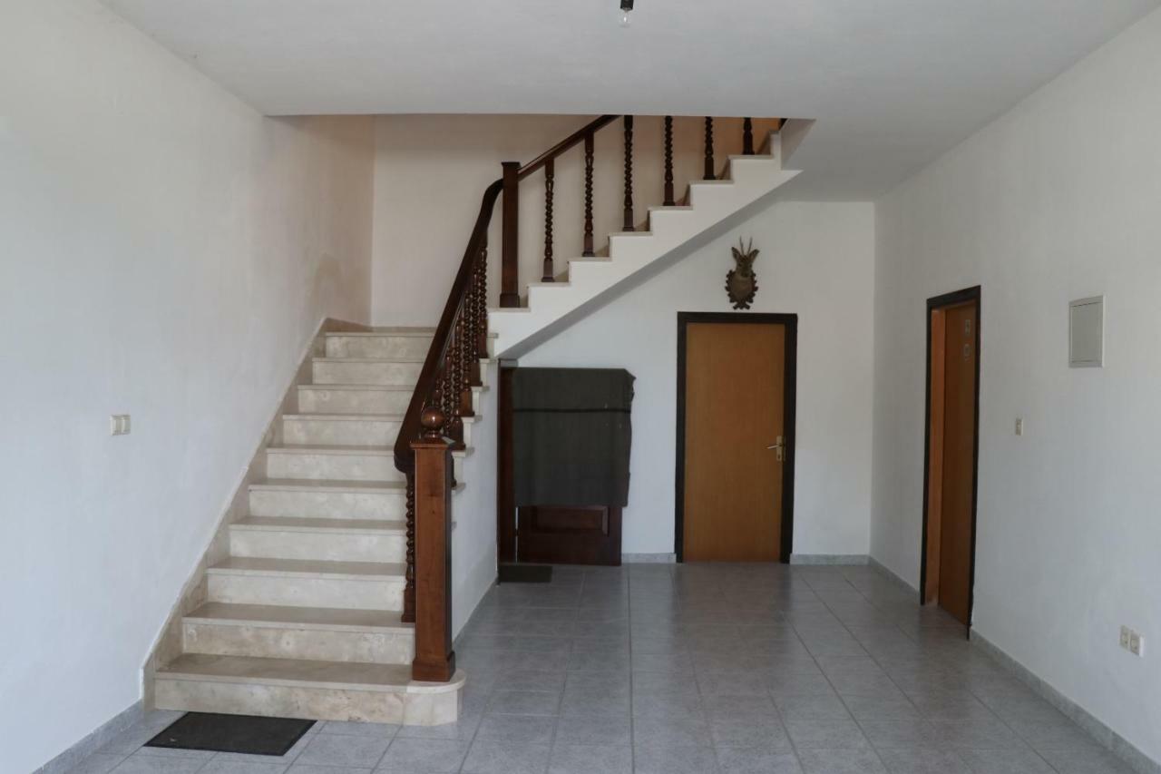 Sunmore Hotel Ябланац Екстериор снимка